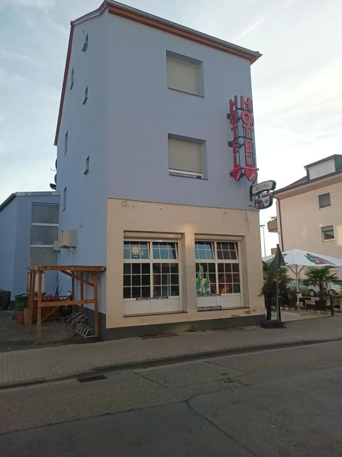 Hotel Bruchsaler Herz Exterior foto
